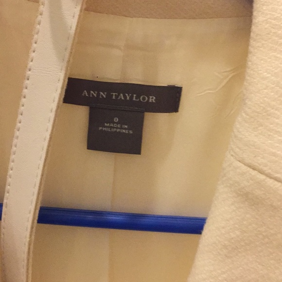 Wool jacket - Picture 2 of 3